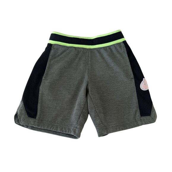 Nike Hoopfly Green Black Mesh Athletic Shorts Size Boy's 5/6 - Picture 1 of 3